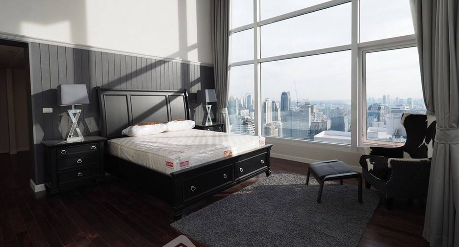 Wohnung zur Miete mit 4 Zimmer in Watthana, Bangkok