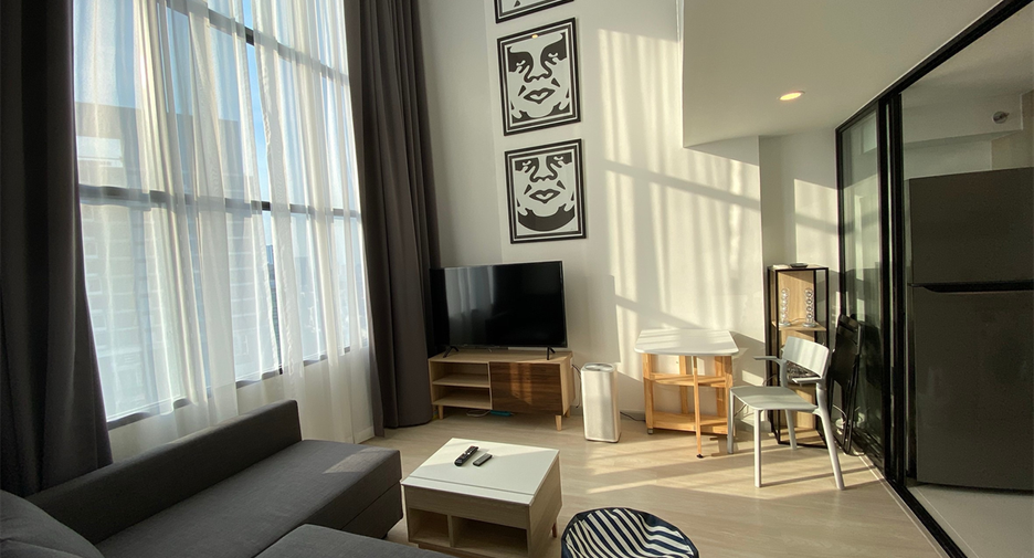 For sale 1 bed condo in Sathon, Bangkok