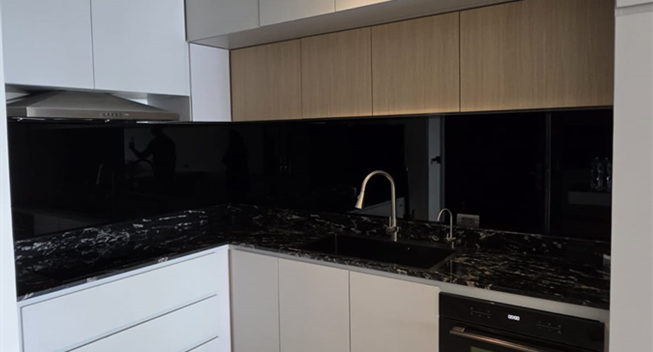 For sale 2 bedrooms condo in Watthana, Bangkok