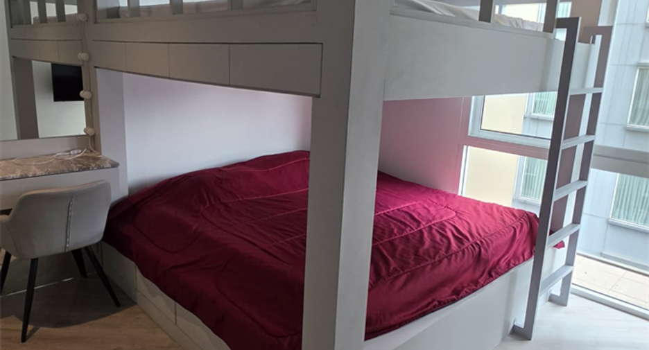 For sale 2 bedrooms condo in Watthana, Bangkok