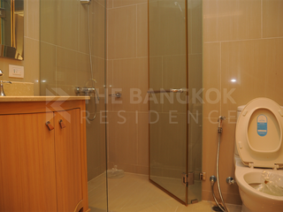 For rent 3 bedrooms condo in Sathon, Bangkok