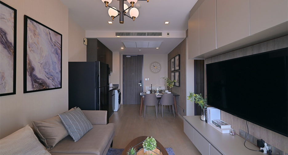 For rent 2 bedrooms condo in Khlong Toei, Bangkok