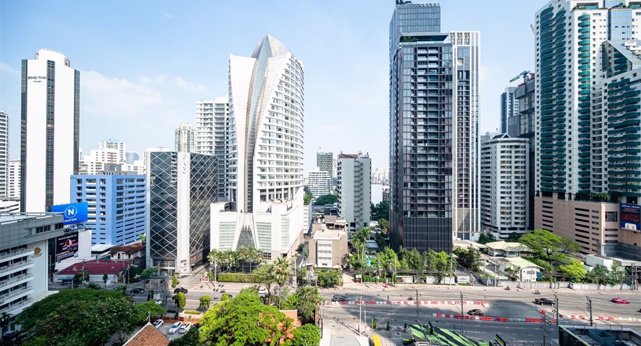 For rent 1 bed condo in Khlong Toei, Bangkok