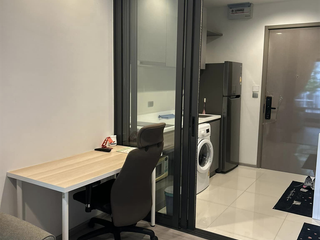 Condo en venta de 1 habitaciones en Huai Khwang, Bangkok