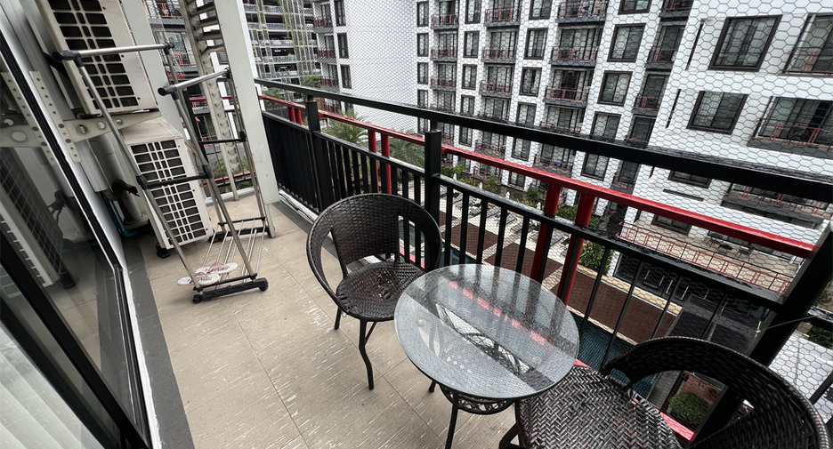 Condo en alquiler de 1 habitaciones en Huai Khwang, Bangkok