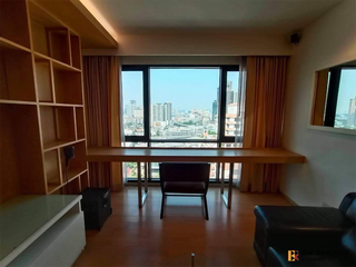 For rent 2 bedrooms condo in Phaya Thai, Bangkok