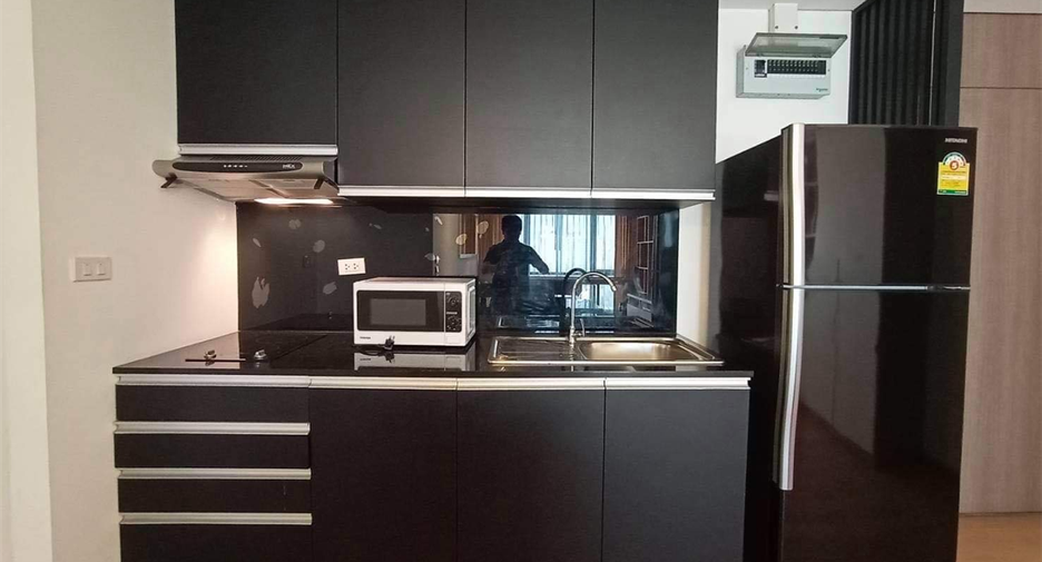 Condo en alquiler de 2 habitaciones en Phaya Thai, Bangkok