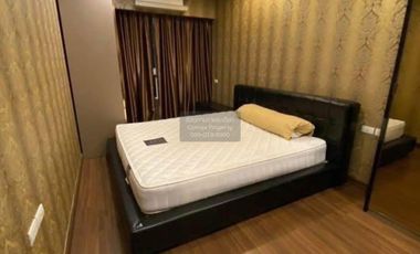 Wohnung zur Miete mit 1 Zimmer in Yan Nawa, Bangkok