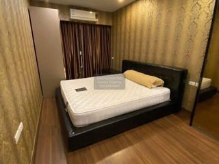 For rent 1 bed condo in Yan Nawa, Bangkok