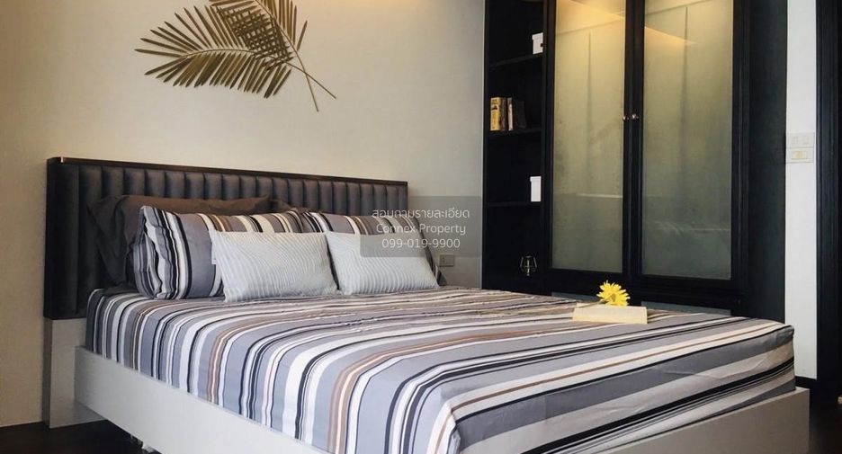 For rent 2 bedrooms condo in Bang Rak, Bangkok