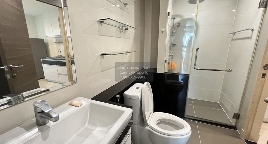 For rent 2 bedrooms condo in Yan Nawa, Bangkok