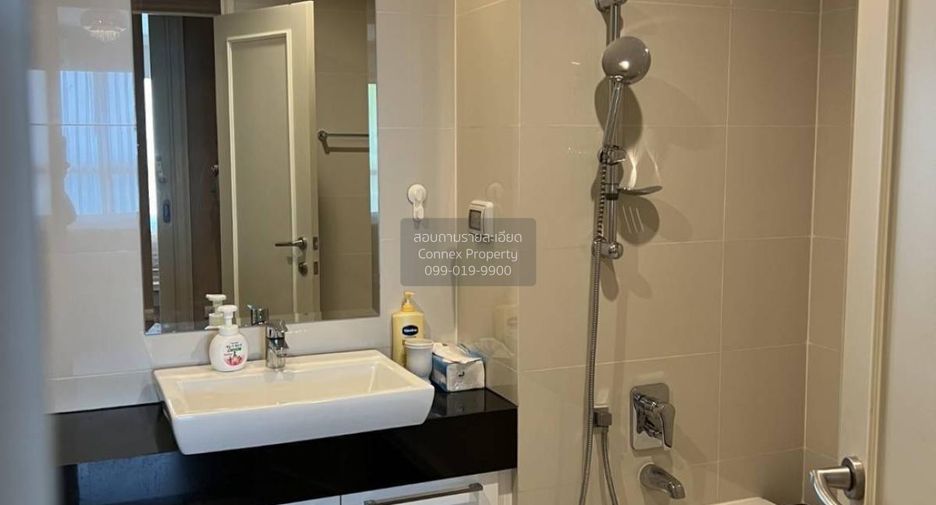Wohnung zur Miete mit 2 Zimmer in Yan Nawa, Bangkok