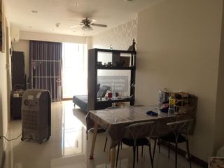 For rent 1 bed condo in Yan Nawa, Bangkok