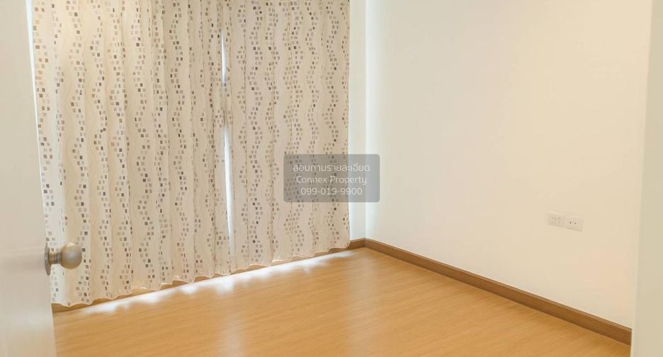 For rent 2 bedrooms condo in Bang Rak, Bangkok