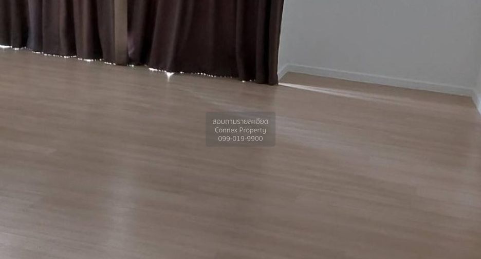 For rent 3 bedrooms townhouse in Pak Kret, Nonthaburi