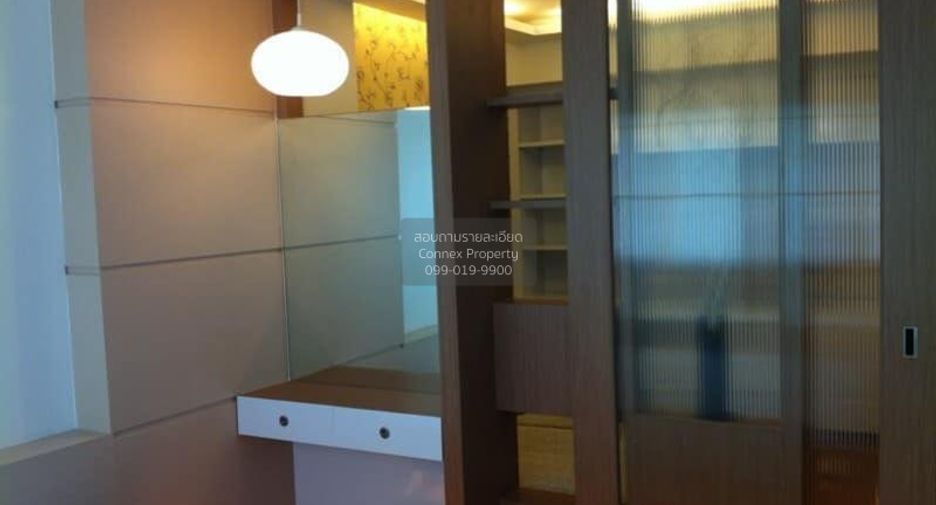 For rent 1 bed condo in Yan Nawa, Bangkok