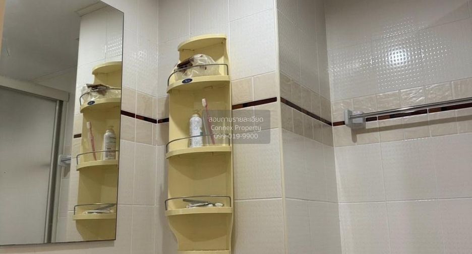 For rent 1 bed condo in Yan Nawa, Bangkok