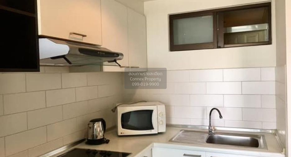 For rent 2 bedrooms condo in Yan Nawa, Bangkok