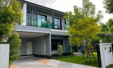 Casa en alquiler de 4 habitaciones en Bang Phli, Samut Prakan