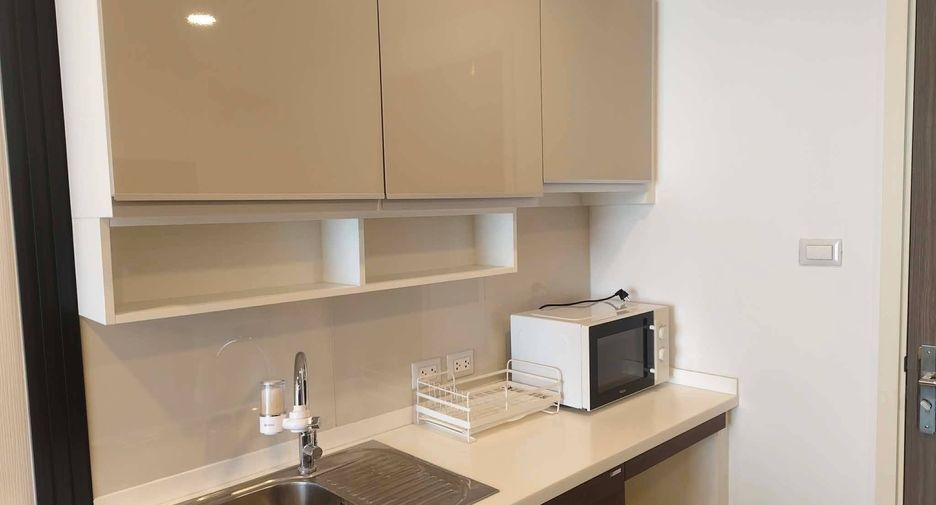 For rent 1 bed condo in Khlong San, Bangkok
