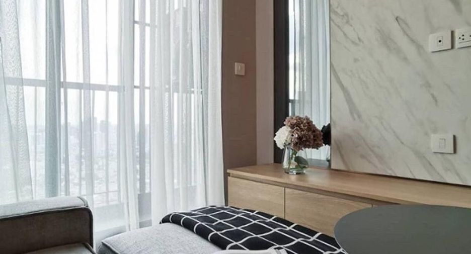 Condo en alquiler de 1 habitaciones en Pathum Wan, Bangkok