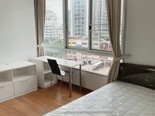 For rent 2 ベッドルーム condo in Thon Buri, Bangkok