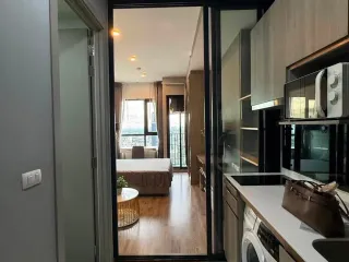 À louer studio condo à Watthana, Bangkok