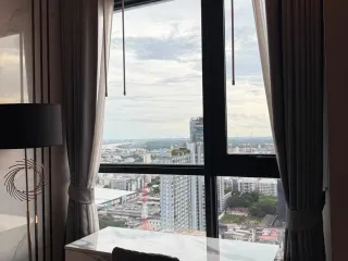 À louer studio condo à Watthana, Bangkok