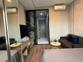 À louer studio condo à Watthana, Bangkok