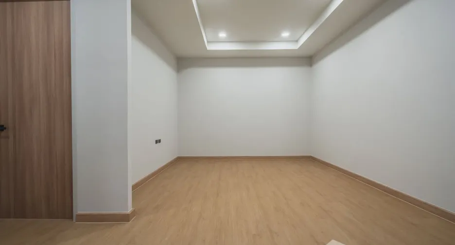 Casa en venta de 4 habitaciones en Lat Krabang, Bangkok