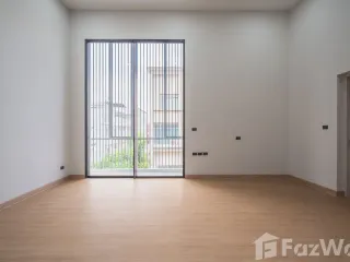À vendre 4 chambres maison à Lat Krabang, Bangkok