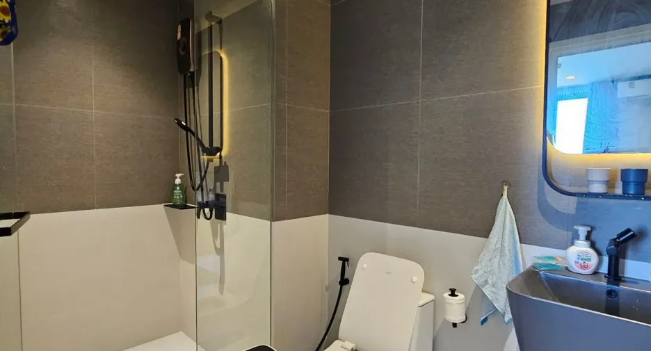 For rent 2 bedrooms condo in Bang Kho Laem, Bangkok