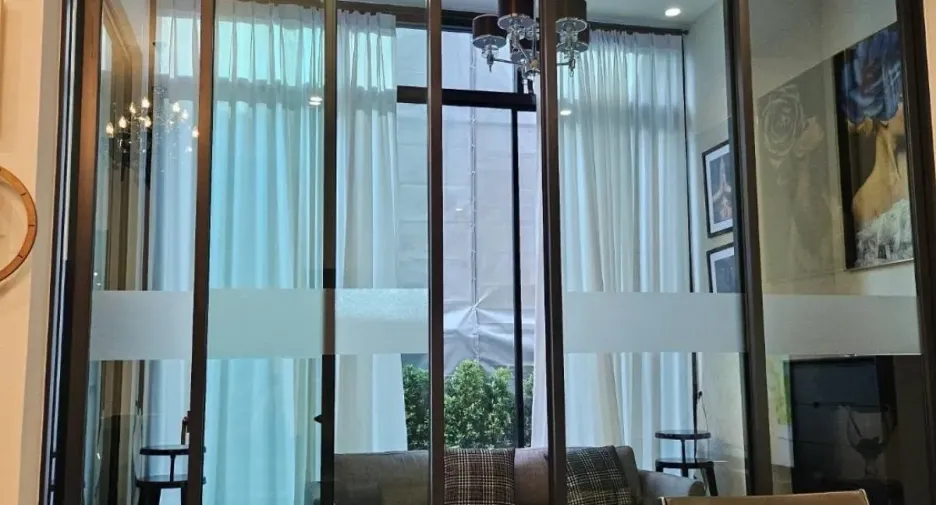 Haus zum Kauf mit 5 Zimmer in Bang Kapi, Bangkok