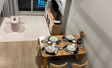 For rent 2 bedrooms condo in Bang Rak, Bangkok