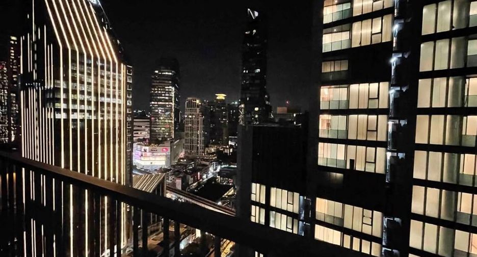 For rent studio condo in Khlong Toei, Bangkok