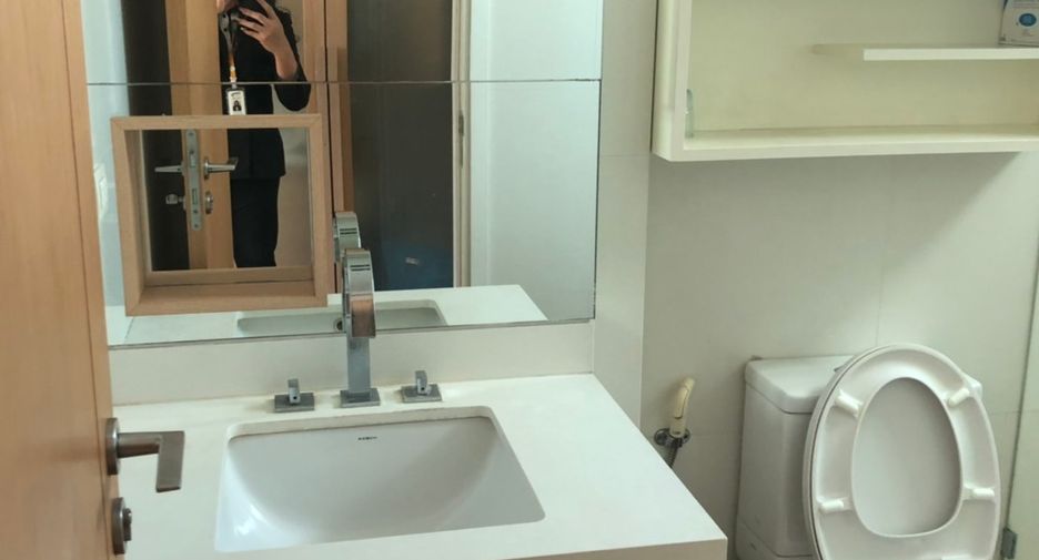 For rent 1 bed condo in Watthana, Bangkok