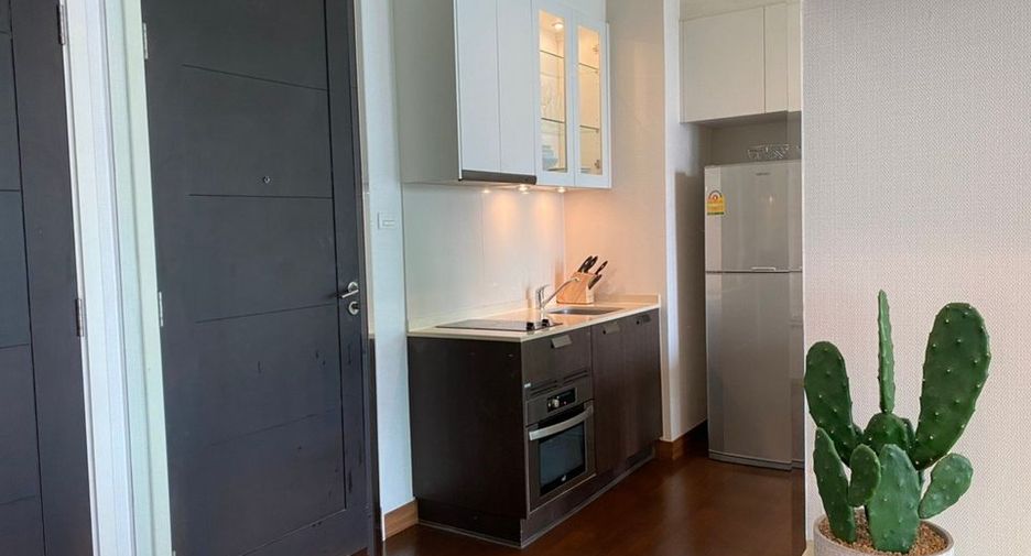 À louer 1 chambre condo à Watthana, Bangkok