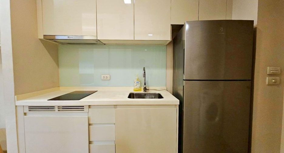 For rent and for sale 1 bed condo in Khlong Toei, Bangkok