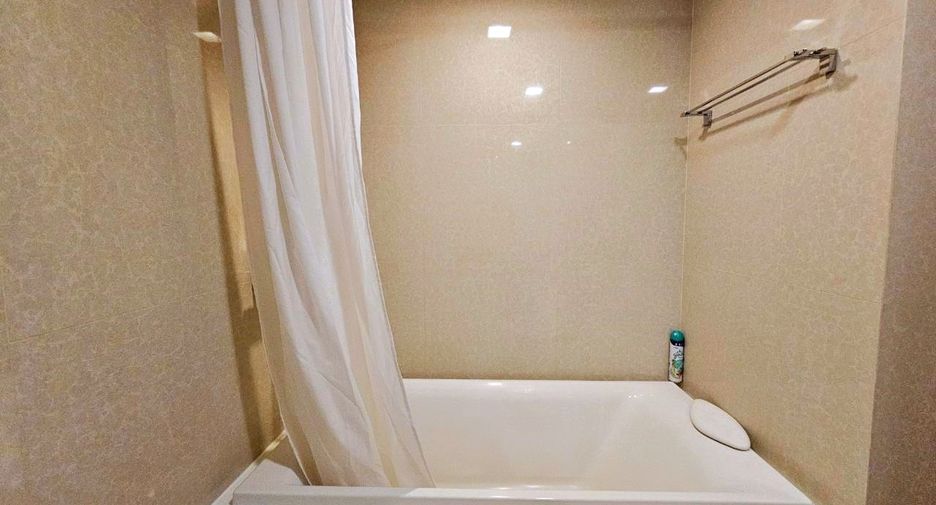 For rent and for sale 1 bed condo in Khlong Toei, Bangkok