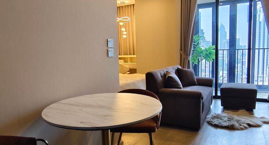 À louer 1 chambre condo à Khlong Toei, Bangkok