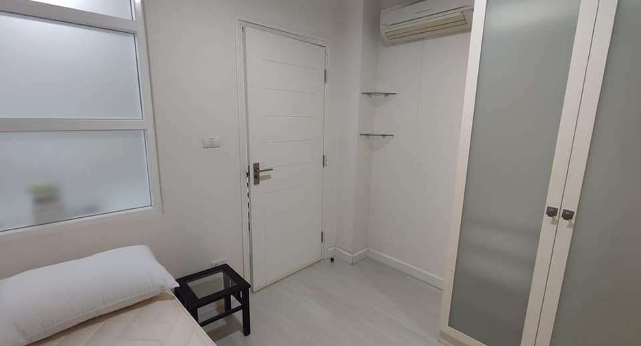Wohnung zur Miete mit 2 Zimmer in Khlong San, Bangkok