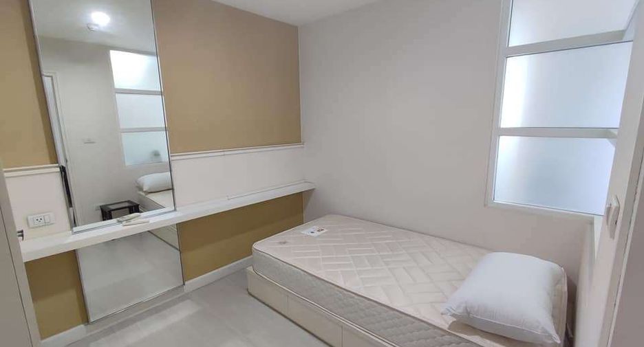 Wohnung zur Miete mit 2 Zimmer in Khlong San, Bangkok