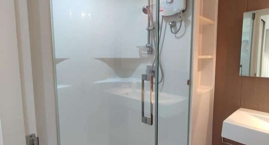 Wohnung zur Miete mit 2 Zimmer in Khlong San, Bangkok