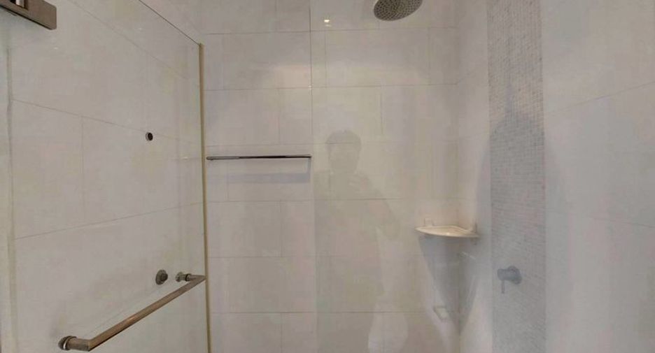 For rent 2 bedrooms condo in Yan Nawa, Bangkok