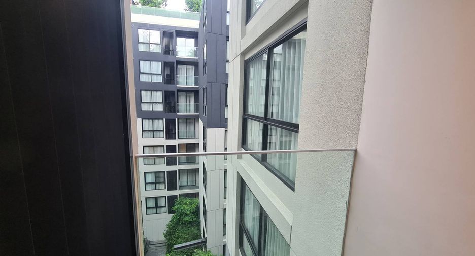 For rent 1 bed condo in Khlong Toei, Bangkok