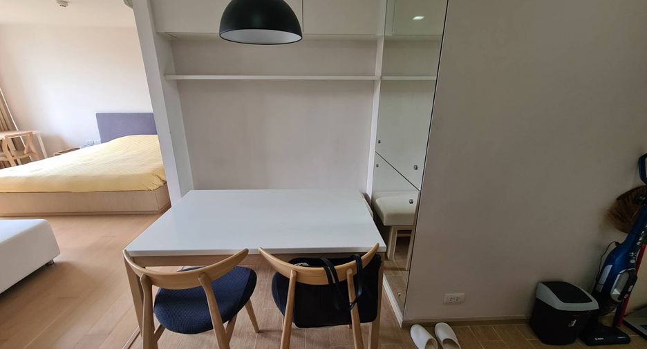 Wohnung zur Miete und zum Kauf mit 1 Zimmer in Khlong Toei, Bangkok