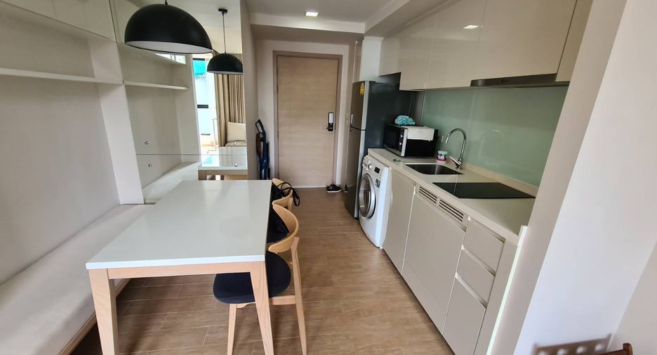 Wohnung zur Miete und zum Kauf mit 1 Zimmer in Khlong Toei, Bangkok