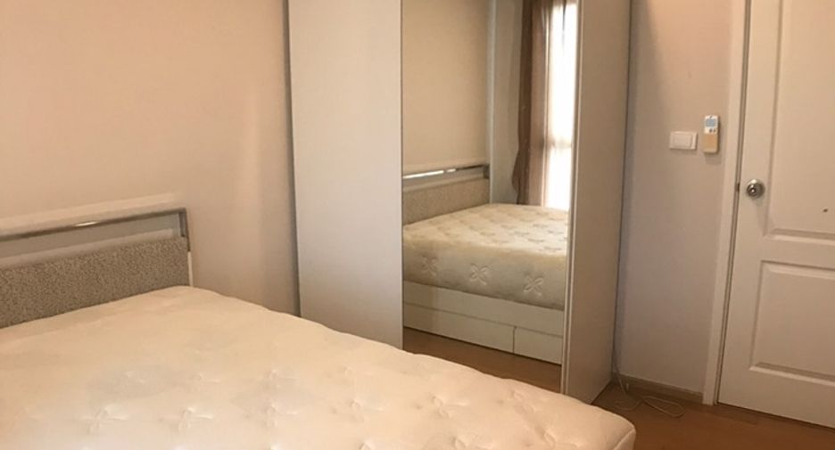 Condo en alquiler de 2 habitaciones en Khlong San, Bangkok