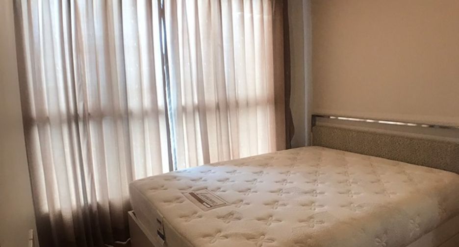 Condo en alquiler de 2 habitaciones en Khlong San, Bangkok