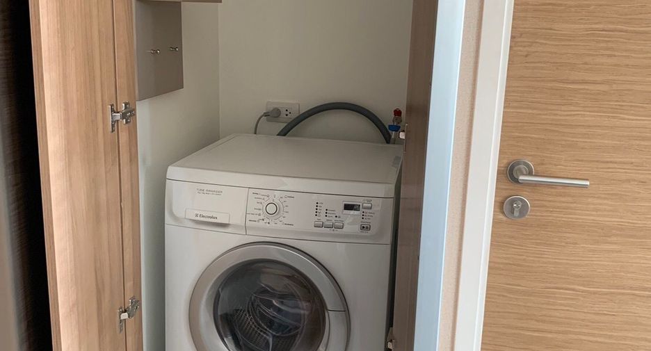For rent そして for sale 1 Beds condo in Phra Khanong, Bangkok